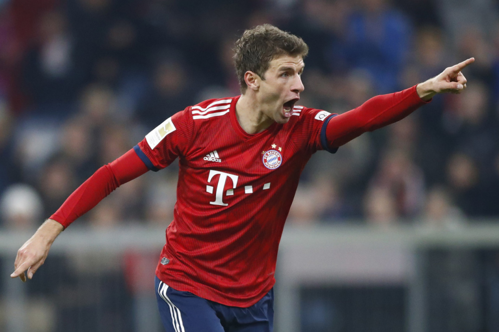  莱切小将创纪录戴帽，成意甲最年轻帽子戏法得主  