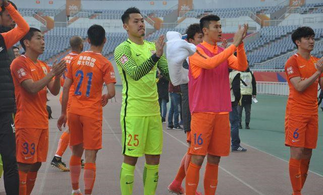  勒沃库森中场核心重伤，赛季报销恐影响争四  