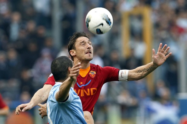 kaiyun- 罗马德比火药味十足，红狼主场憾平蓝鹰  